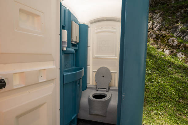 Best High-end porta potty rental  in Brusly, LA